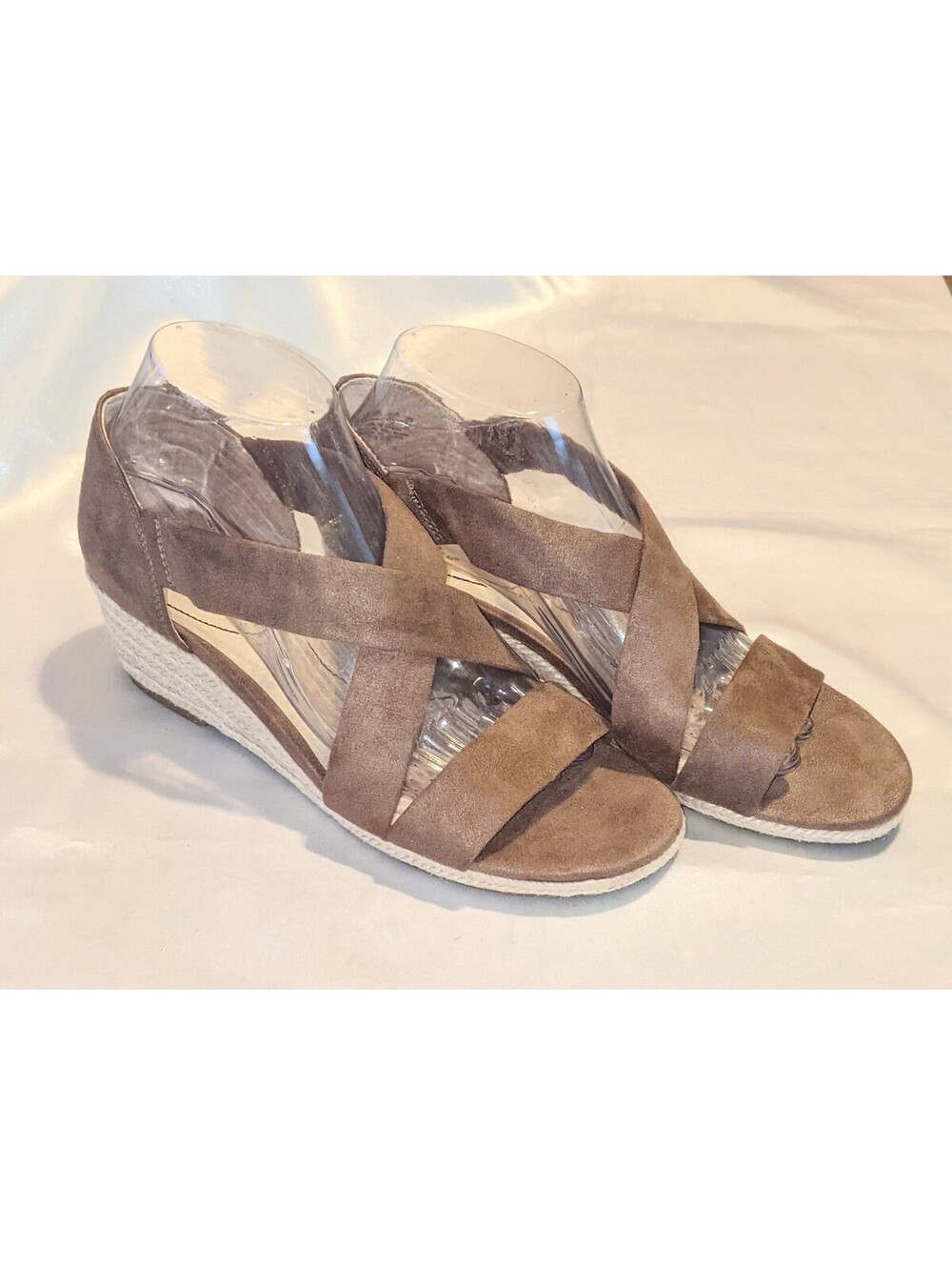 LifeStride Women's Siesta Microsuede Espadrille Wedge Sandals Mushroom Size 9 M
